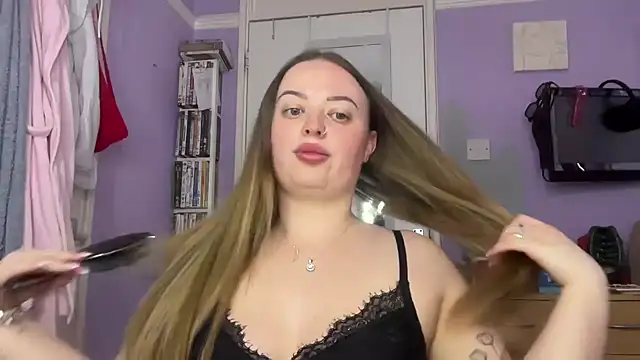 SexySashaxox online show from March 24, 9:36 am