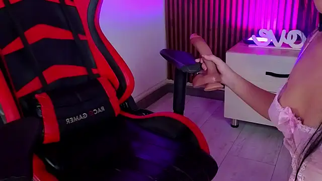 emily vermont online show from January 9, 3:42 am