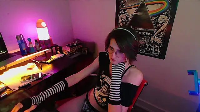 polaris industries online show from January 15, 5:45 am