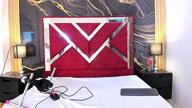 Snapshot of VioletRose_as chatting on July 10, 7:38 pm VioletRose as online show from July 10, 7:38 pm