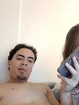 Snapshot of 18matthew chatting on January 13, 4:07 am 18matthew online show from January 13, 4:07 am