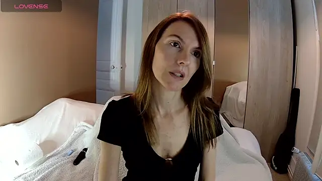 Snapshot of fanny_posy chatting on June 29, 11:43 am fanny posy online show from June 29, 11:43 am