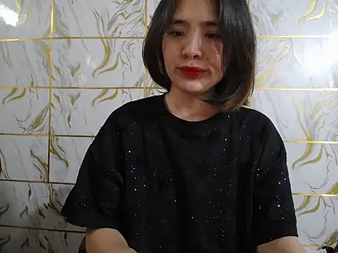 Lyzizi lovely09 online show from May 27, 1:46 am