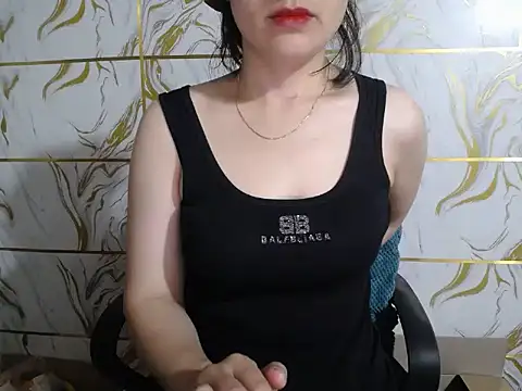 Snapshot of Lyzizi_lovely09 chatting on June 14, 5:31 am Lyzizi lovely09 online show from June 14, 5:31 am
