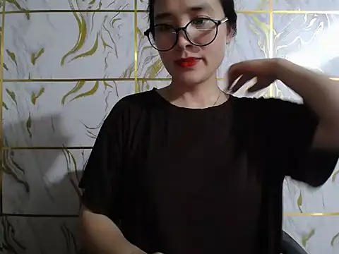 Snapshot of Lyzizi_lovely09 chatting on July 21, 9:44 am Lyzizi lovely09 online show from July 21, 9:44 am