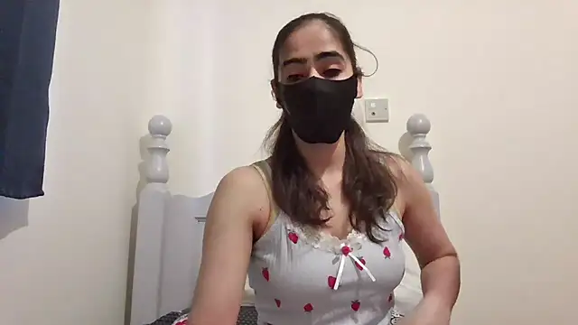 BobtailFormal online show from February 9, 3:05 pm