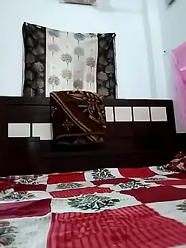 rani8008 online show from May 6, 3:02 am