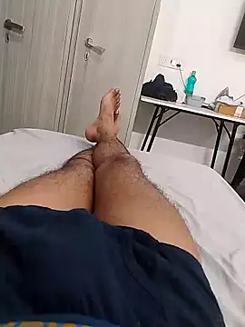 themasklover online show from March 31, 9:43 am