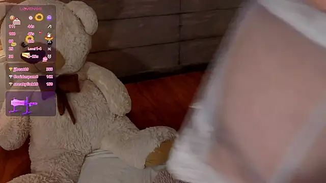 MeganAdamms online show from December 19, 11:17 am