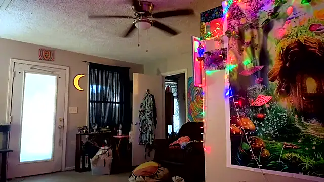 Princess  Kitty   online show from October 25, 4:35 pm