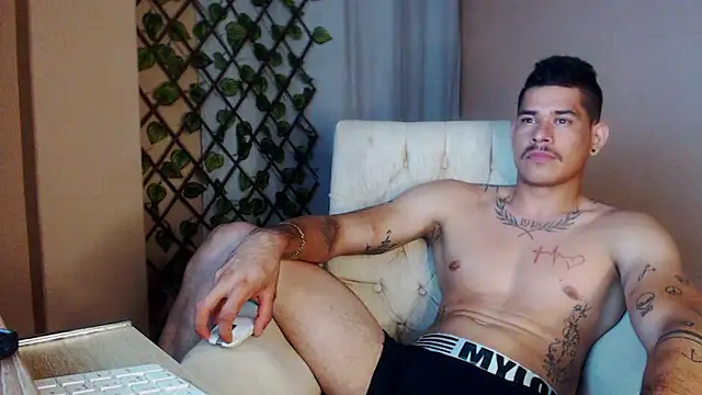 Jffer sLHom online show from May 7, 11:54 pm