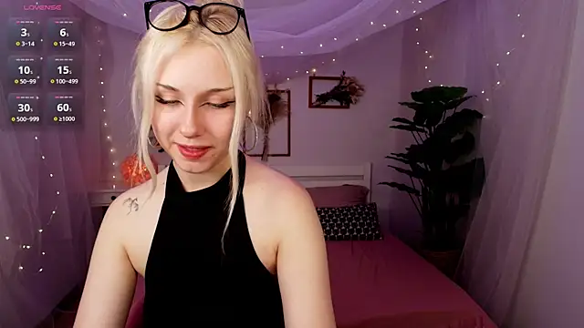 CatEyePro online show from March 26, 1:22 am