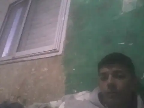 Snapshot of Ariihot chatting on May 18, 9:31 pm Ariihot online show from May 18, 9:31 pm