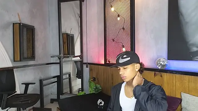 AlanCutee online show from March 16, 11:47 am