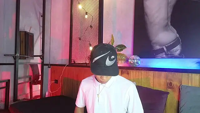 AlanCutee online show from March 20, 11:48 am