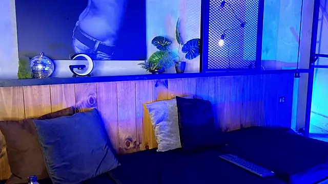 AlanCutee online show from April 12, 12:43 pm