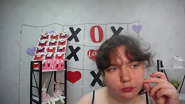 NeonilaLisova online show from September 21, 5:20 am