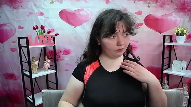 NeonilaLisova online show from April 17, 5:10 am