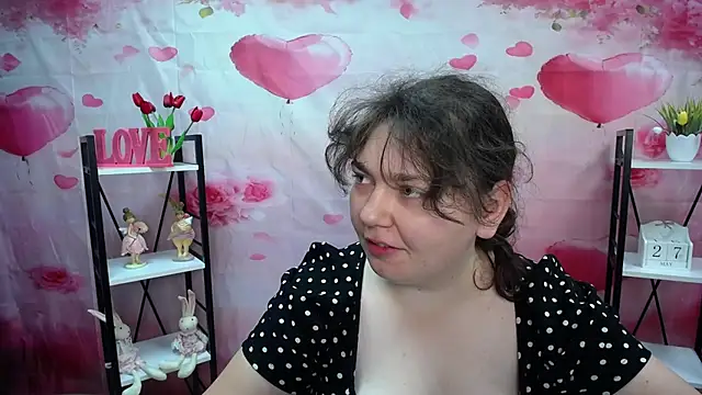 Snapshot of NeonilaLisova chatting on May 28, 5:05 am NeonilaLisova online show from May 28, 5:05 am