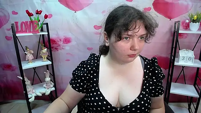 Snapshot of NeonilaLisova chatting on May 30, 11:07 am NeonilaLisova online show from May 30, 11:07 am
