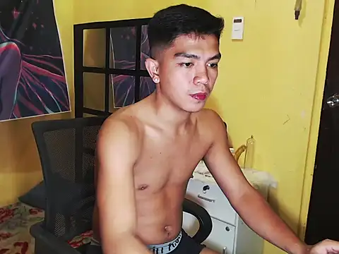 Hunky paul online show from December 15, 8:24 pm