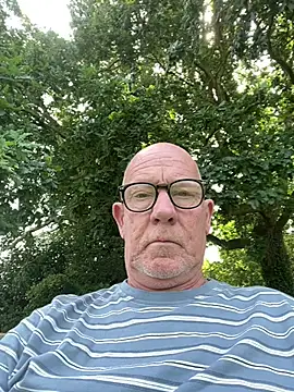 philefc online show from June 22, 11:51 am