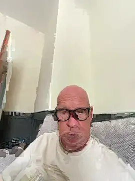 philefc online show from June 26, 10:19 am