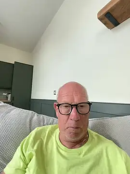 philefc online show from July 15, 9:47 am