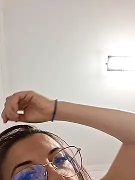 Snapshot of Anayssa_ chatting on October 1, 6:36 pm Anayssa online show from October 1, 6:36 pm