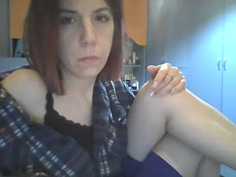 Snapshot of Anayssa_ chatting on November 27, 5:26 pm Anayssa online show from November 27, 5:26 pm