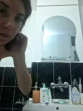 Snapshot of Anayssa_ chatting on February 20, 8:09 pm Anayssa online show from February 20, 8:09 pm