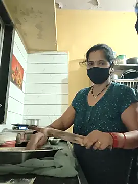 Snapshot of Gk_99999 chatting on January 6, 2:04 am Gk 99999 online show from January 6, 2:04 am