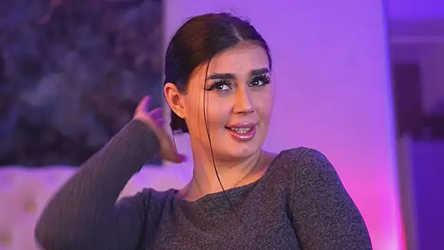 KendraMoon online show from October 18, 3:02 pm