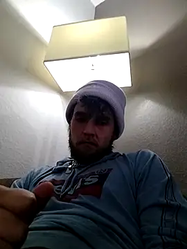 Snapshot of high3ndlowlife chatting on November 3, 4:03 am high3ndlowlife online show from November 3, 4:03 am