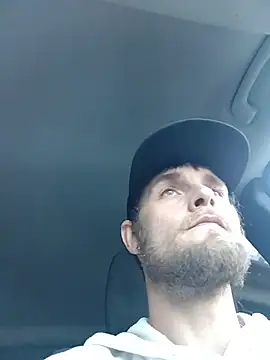 Snapshot of high3ndlowlife chatting on November 11, 9:15 pm high3ndlowlife online show from November 11, 9:15 pm