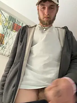 Snapshot of high3ndlowlife chatting on November 14, 5:28 am high3ndlowlife online show from November 14, 5:28 am