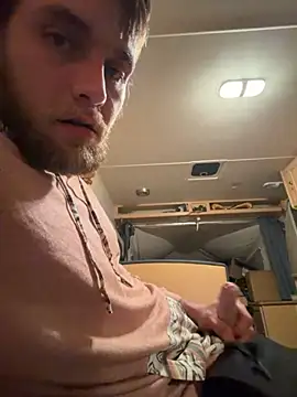 Snapshot of high3ndlowlife chatting on November 21, 4:44 am high3ndlowlife online show from November 21, 4:44 am