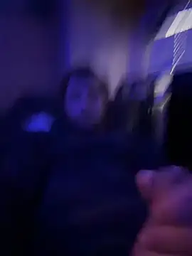 Snapshot of high3ndlowlife chatting on December 5, 1:09 pm high3ndlowlife online show from December 5, 1:09 pm