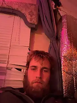 Snapshot of high3ndlowlife chatting on January 6, 11:40 pm high3ndlowlife online show from January 6, 11:40 pm