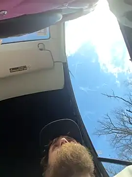 Snapshot of high3ndlowlife chatting on January 17, 6:44 pm high3ndlowlife online show from January 17, 6:44 pm