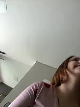 m0ranguinh0s2 online show from May 25, 2:01 pm