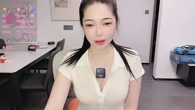 Snapshot of Scarlett-bb chatting on November 10, 9:25 pm Scarlett-bb online show from November 10, 9:25 pm