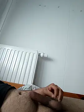 Snapshot of flr196 chatting on March 29, 8:47 am flr196 online show from March 29, 8:47 am