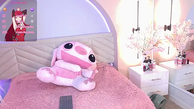 amy miller1 online show from April 7, 7:58 pm