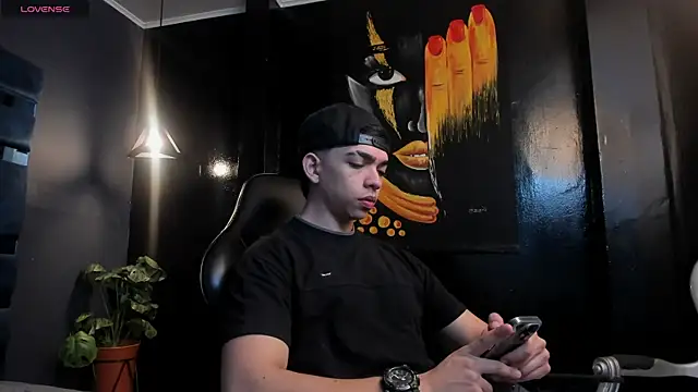 Eryonbradley online show from November 27, 11:23 am