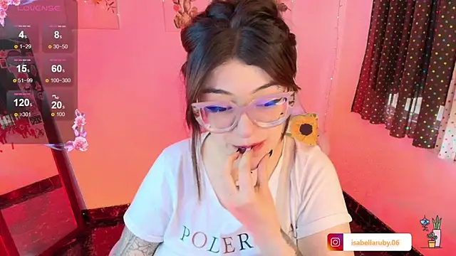 Snapshot of isaferrer06 chatting on November 6, 9:26 pm isaferrer06 online show from November 6, 9:26 pm