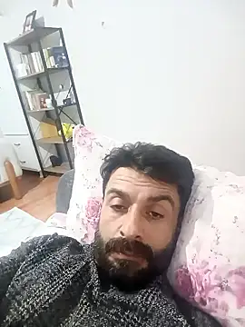 Snapshot of alex10alexx chatting on January 17, 12:04 am alex10alexx online show from January 17, 12:04 am