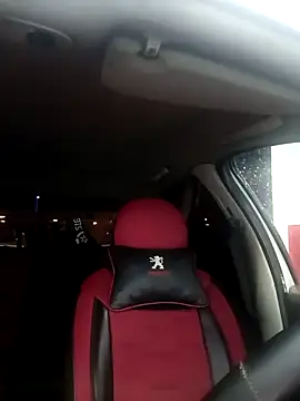 Snapshot of alex10alexx chatting on January 31, 10:41 pm alex10alexx online show from January 31, 10:41 pm