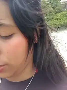 Vikyvoyeur online show from July 3, 2:56 pm