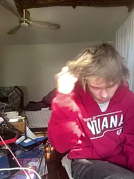 XanderOzzz online show from February 13, 7:21 pm